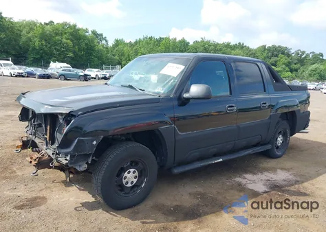 2002 Chevrolet Avalanche C1500 из США, поврежденный, VIN 3GNEC13T82G309553